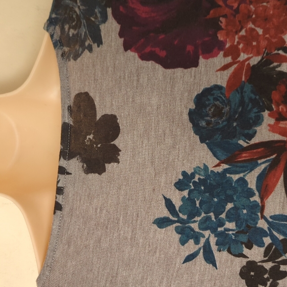 Chicos Petite Rose-Print Button-Sleeve Tunic - Picture 10 of 16